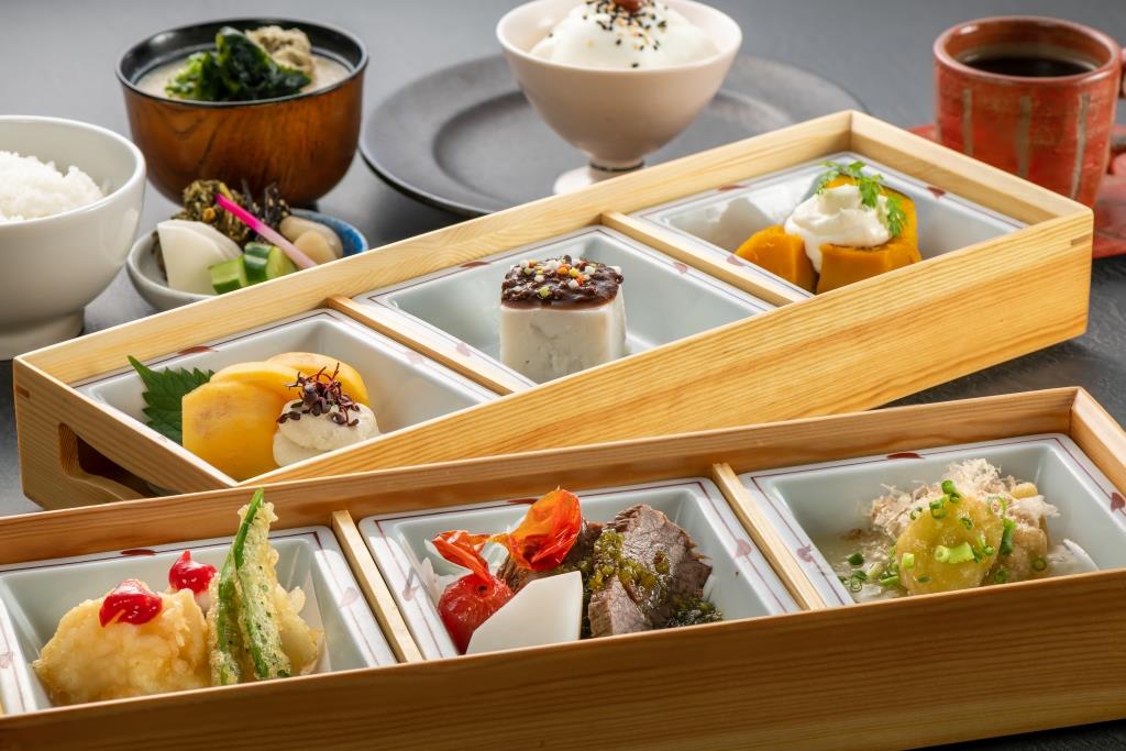 土房旬彩弁当